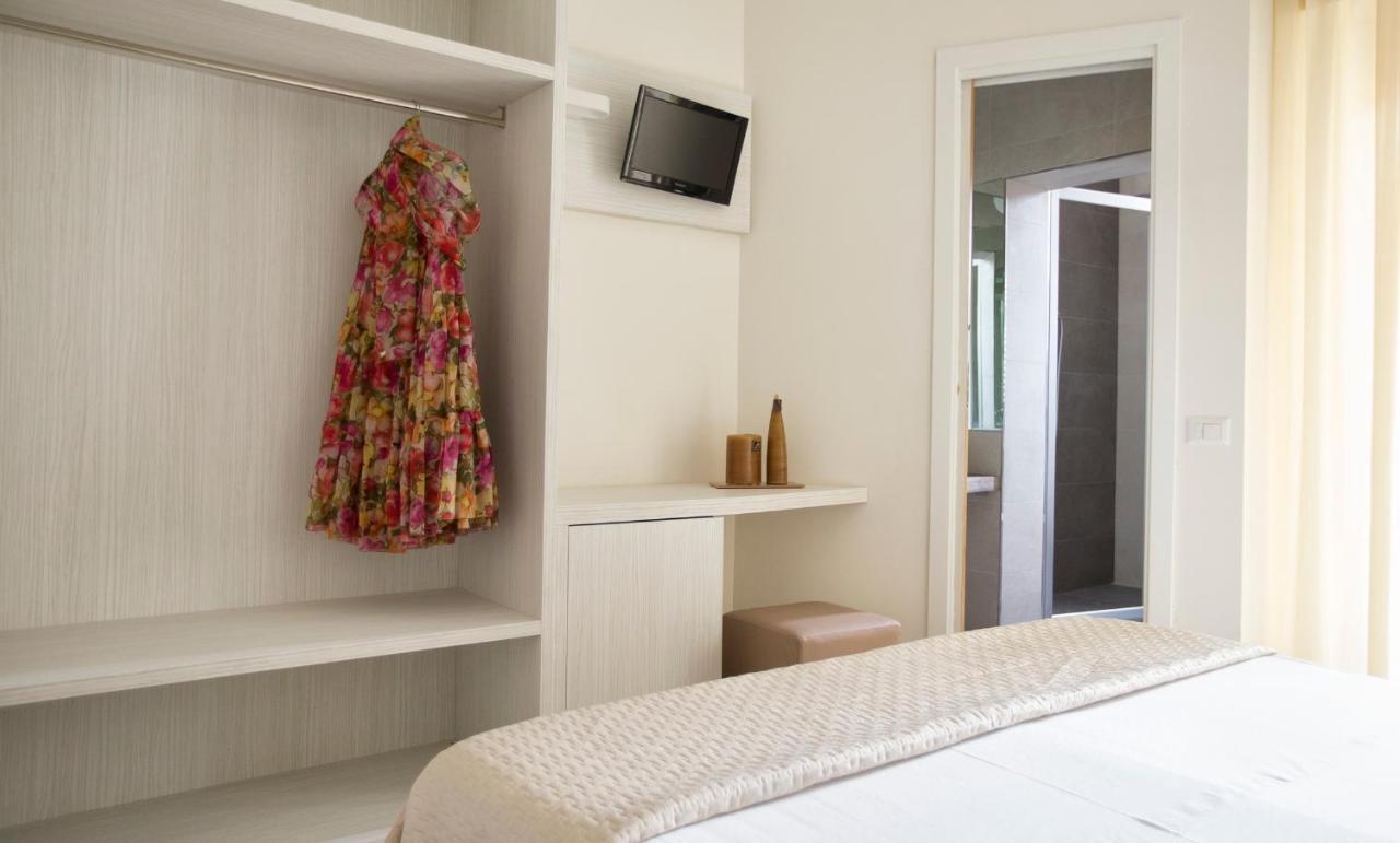 Hotel Clara ริชโชเน ภายนอก รูปภาพ